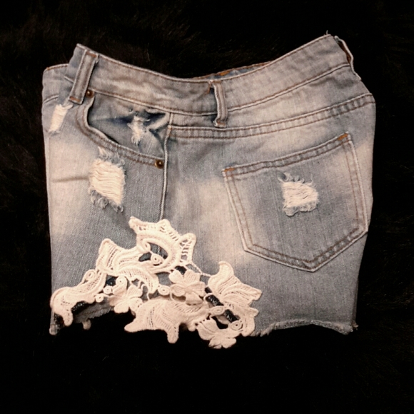 Blu-pepper stone washed denim shorts medium ladies - Picture 3 of 6